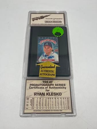 Ryan Klesko 1993 a signed Baseball Card