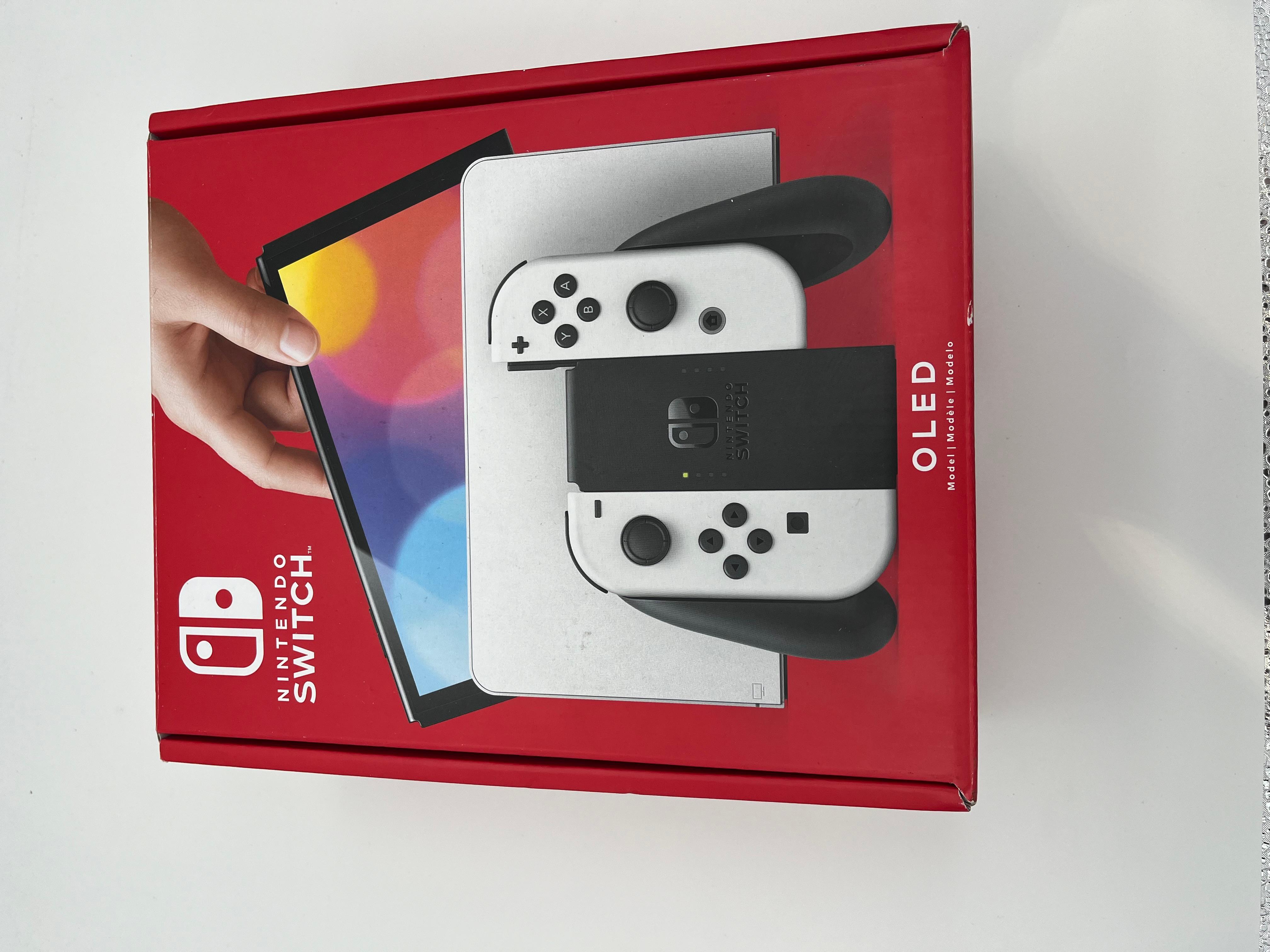 Oled (Organic Light- Emitting Diode) Nintendo Switch In Box - 7- Inch Screen