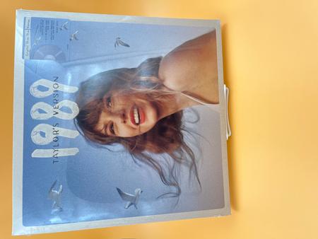 Taylor Swift – 1989 (Taylor's Version) - 2LP Special Edition on Crystal Skies Blue Viyl
