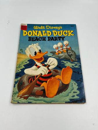 Dell Comics Walt Disney’s Donald Duck Beach Party 1 Giant Size 1954