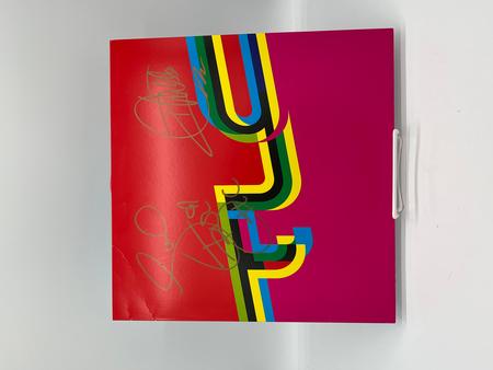 autographed TLC Vinyl T-BOZ Chili